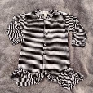 Kissy kissy pajamas 0-3 months